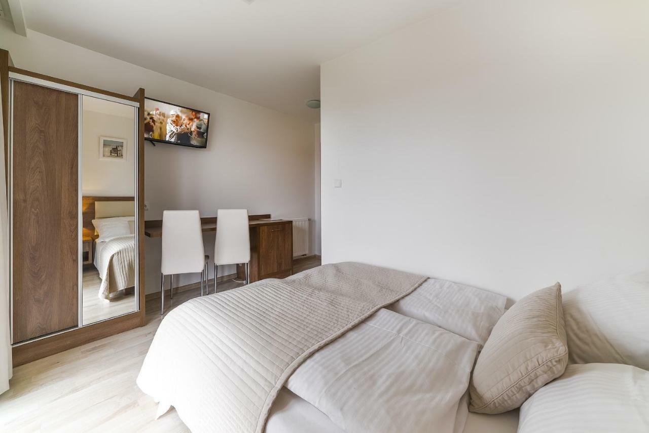 Apartamenty I Pokoje Goscinne Relax Jastarnia Luaran gambar